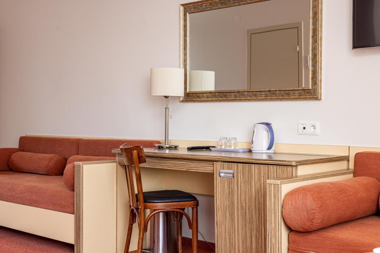 Info Hotel Palanga Ngoại thất bức ảnh