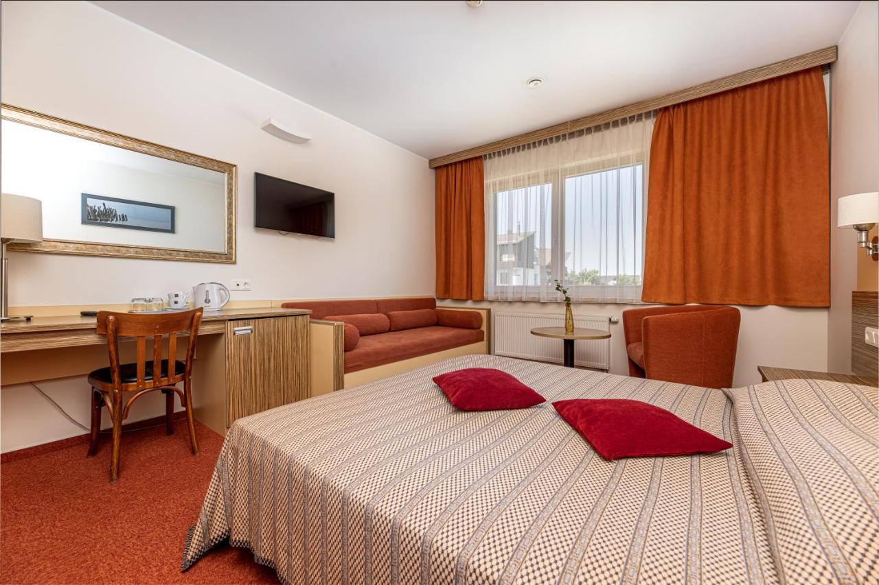 Info Hotel Palanga Ngoại thất bức ảnh