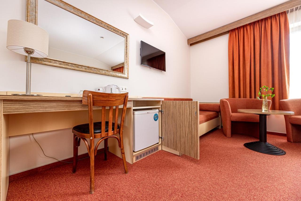 Info Hotel Palanga Ngoại thất bức ảnh